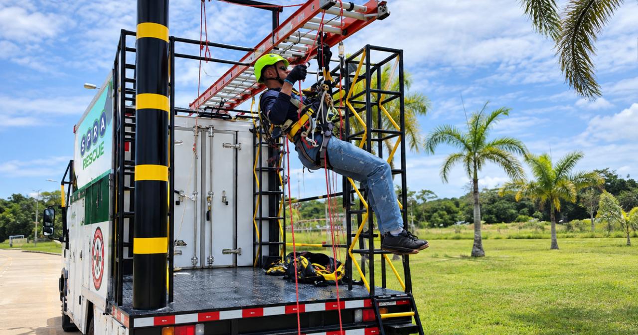 Capacitación de Acceso por Cuerda Silleteros en Panamá