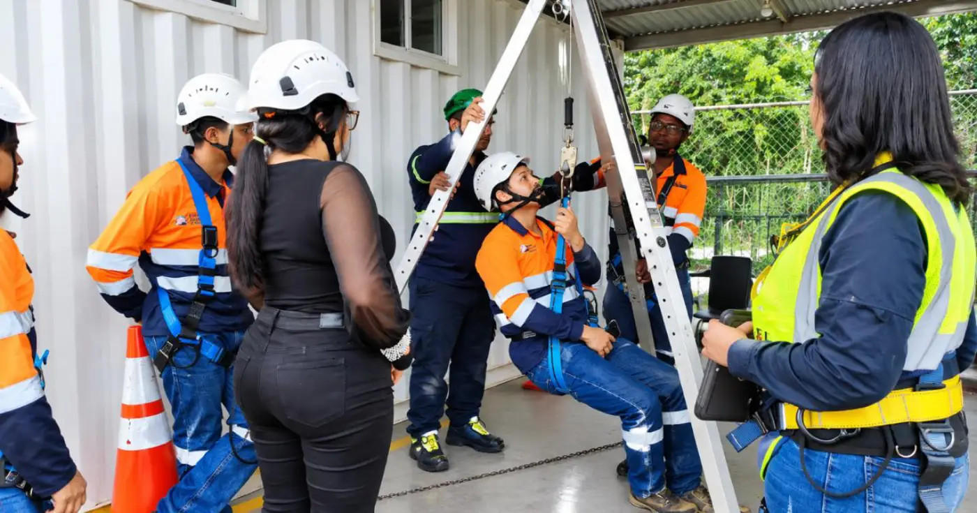 Sistemas de Rescate para Espacios Confinados